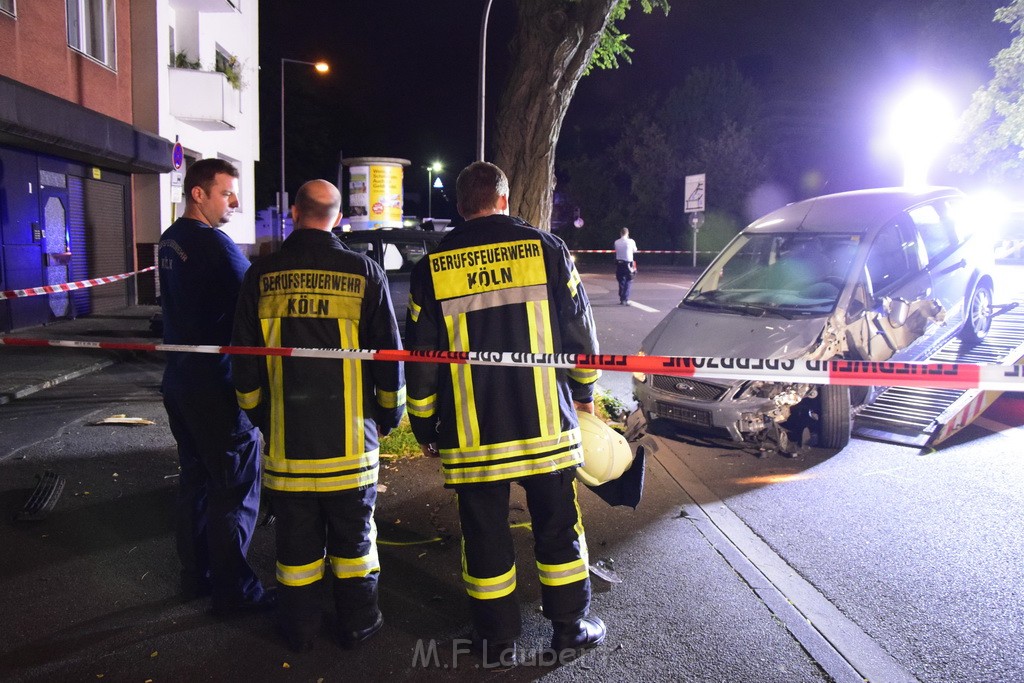 Schwerer VU PKW Rad Koeln Deutz Giessenerstr Betzdorferstr P108.JPG - Miklos Laubert